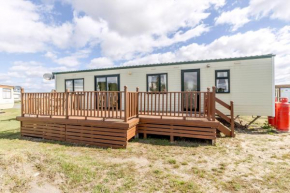 Great Dog Friendly Caravan For Hire At North Denes In Suffolk Ref 40068Nd